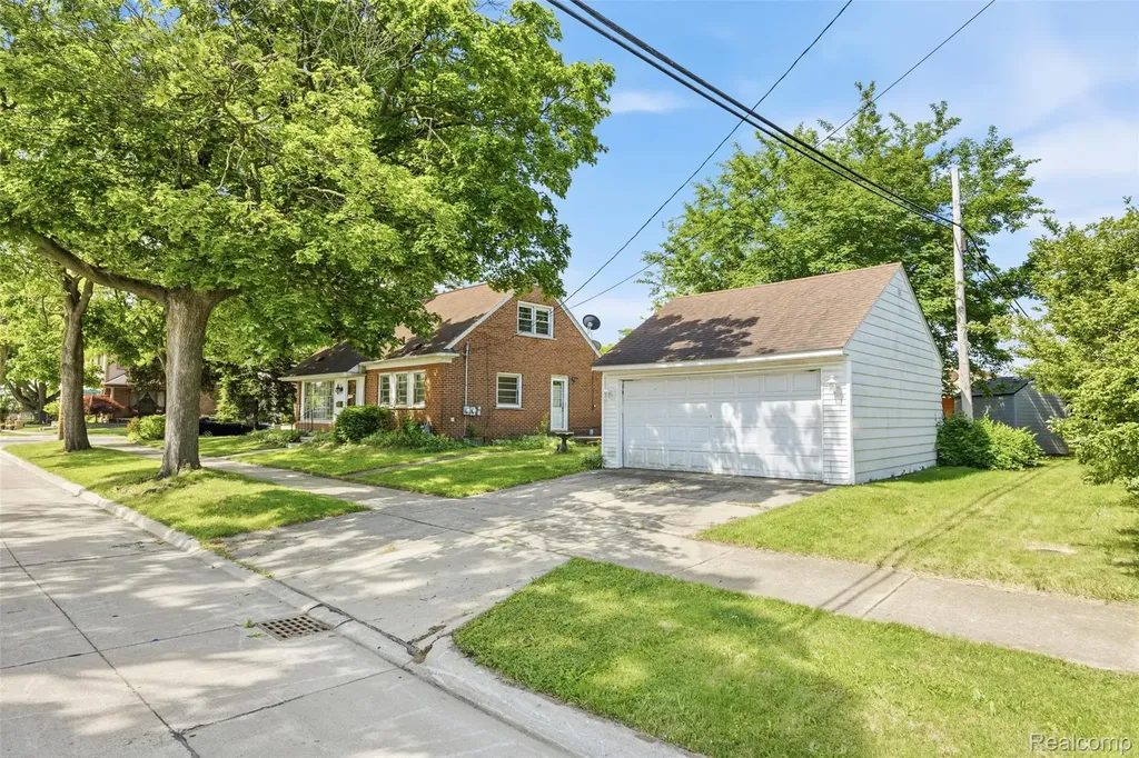 5041 Payne Avenue Dearborn City MI 48126
