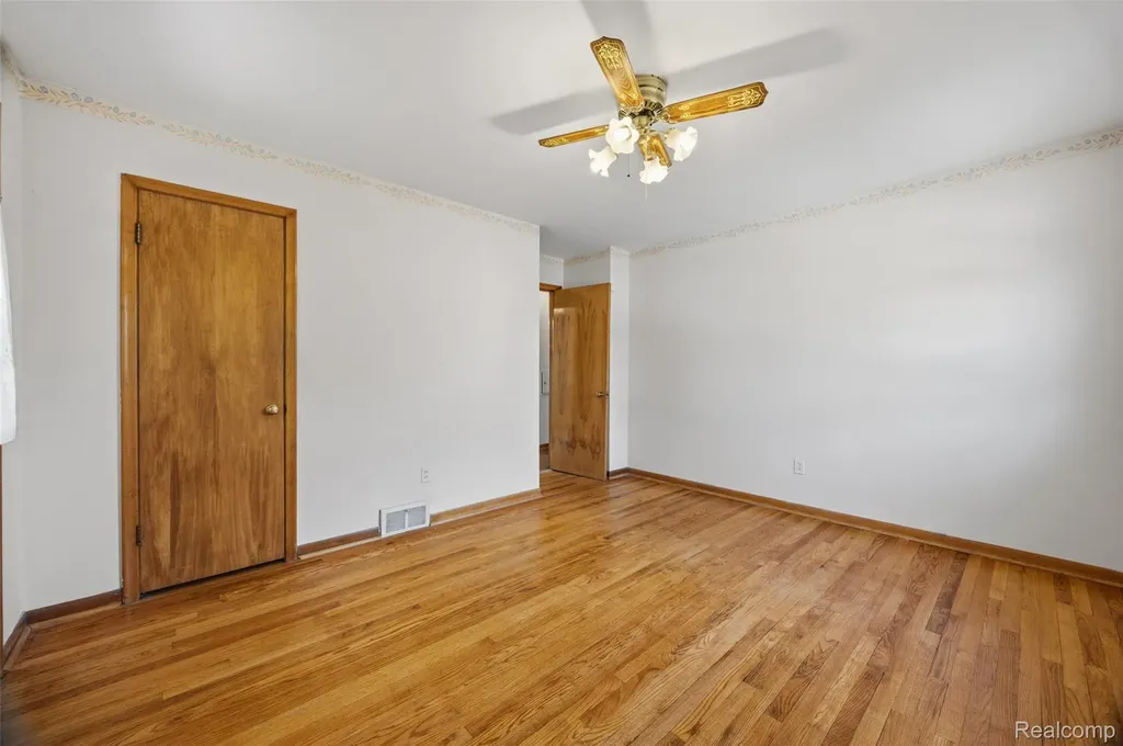 5041 Payne Avenue Dearborn City MI 48126