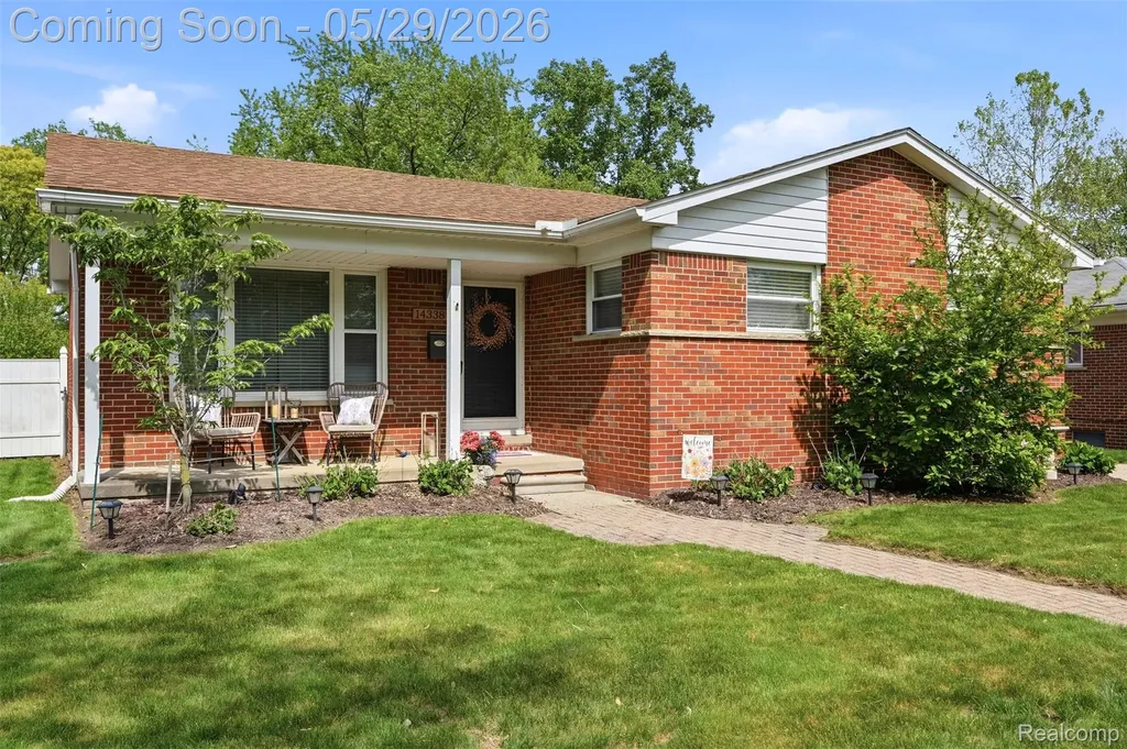14338 Shadywood Drive Plymouth Charter Township MI 48170