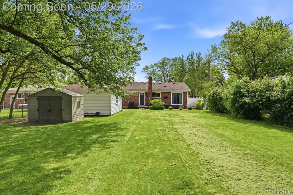 14338 Shadywood Drive Plymouth Charter Township MI 48170