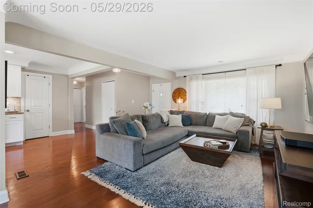 14338 Shadywood Drive Plymouth Charter Township MI 48170