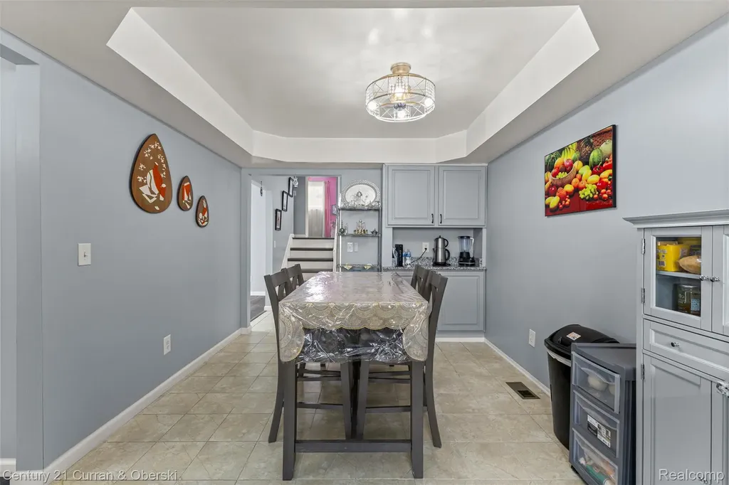 45561 Edgewood Court Canton Charter Township MI 48187