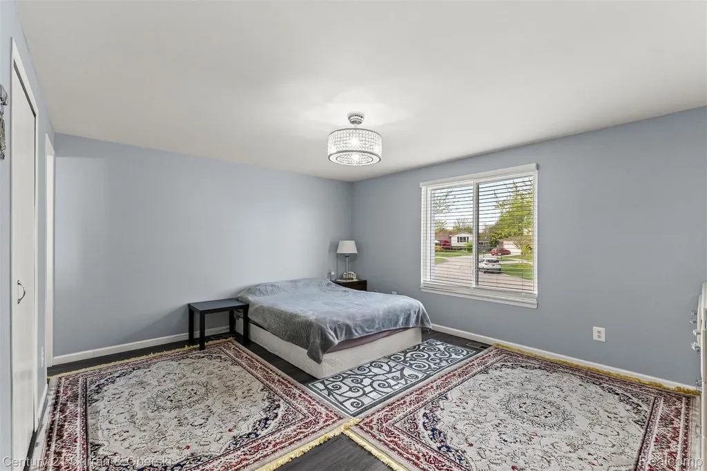 45561 Edgewood Court Canton Charter Township MI 48187