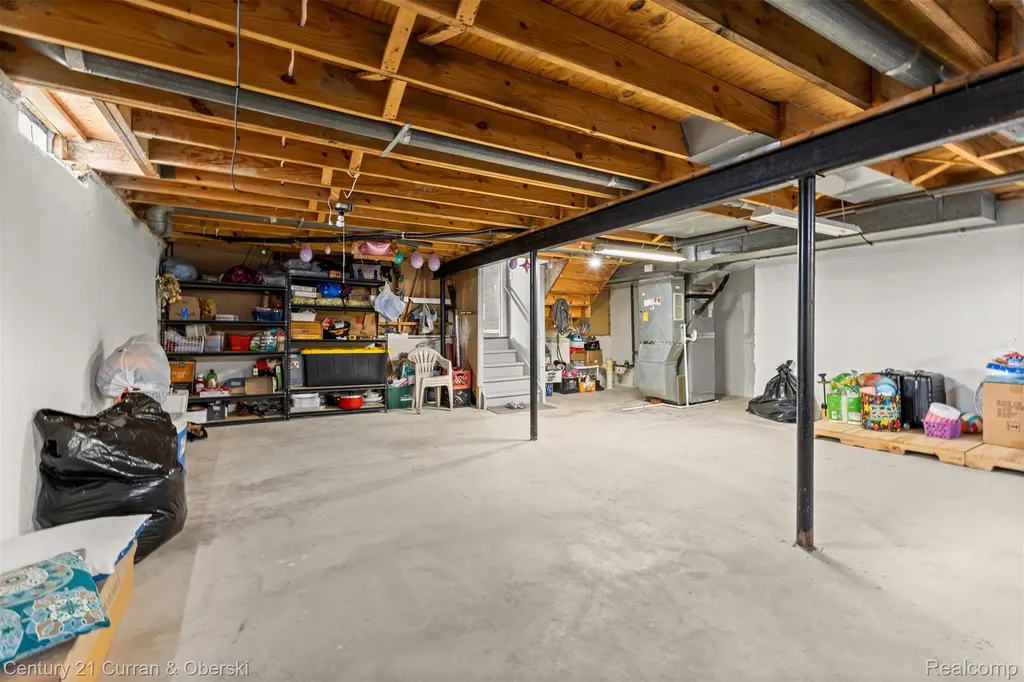 45561 Edgewood Court Canton Charter Township MI 48187