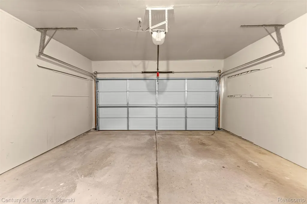 45561 Edgewood Court Canton Charter Township MI 48187