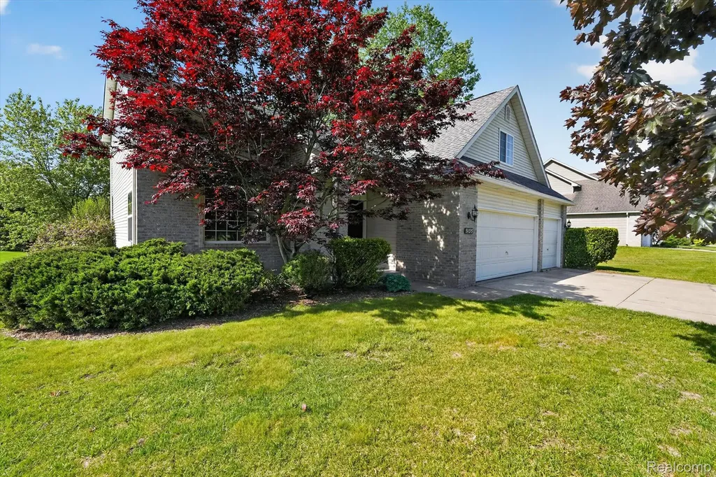 5195 Wyndham Place Fenton Charter Township MI 48430
