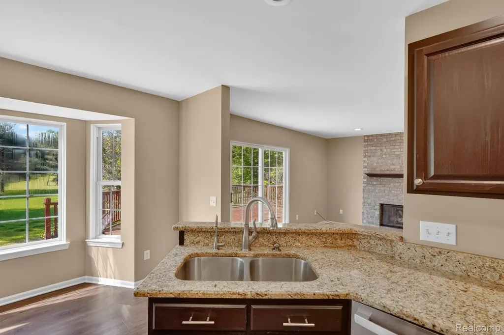5195 Wyndham Place Fenton Charter Township MI 48430