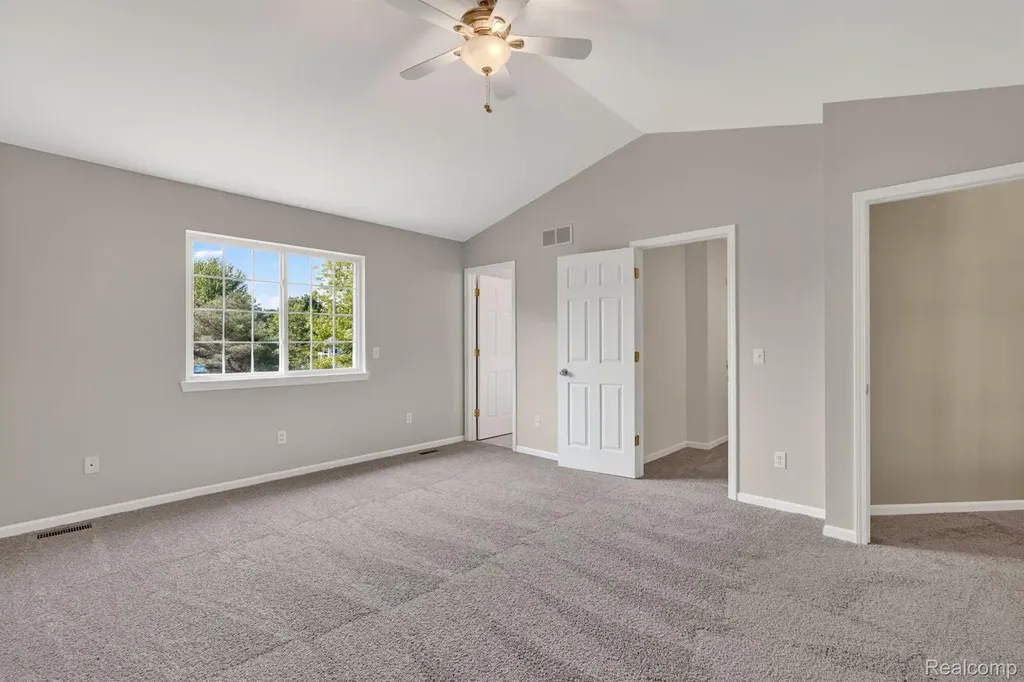 5195 Wyndham Place Fenton Charter Township MI 48430