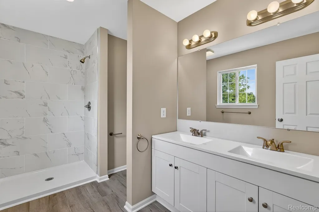 5195 Wyndham Place Fenton Charter Township MI 48430