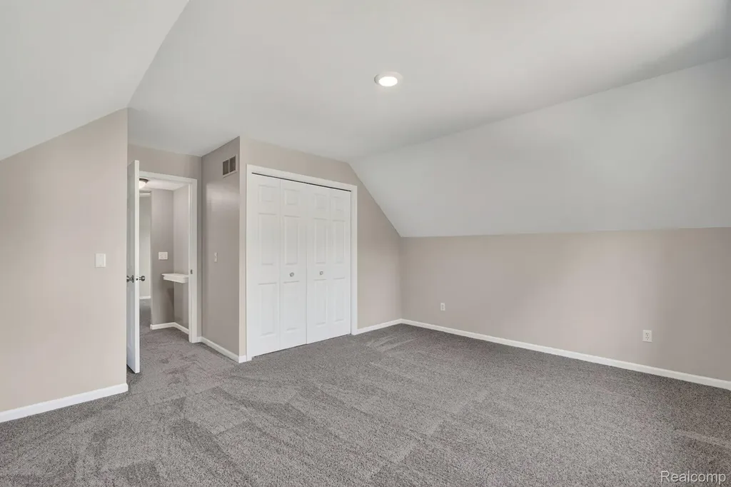 5195 Wyndham Place Fenton Charter Township MI 48430