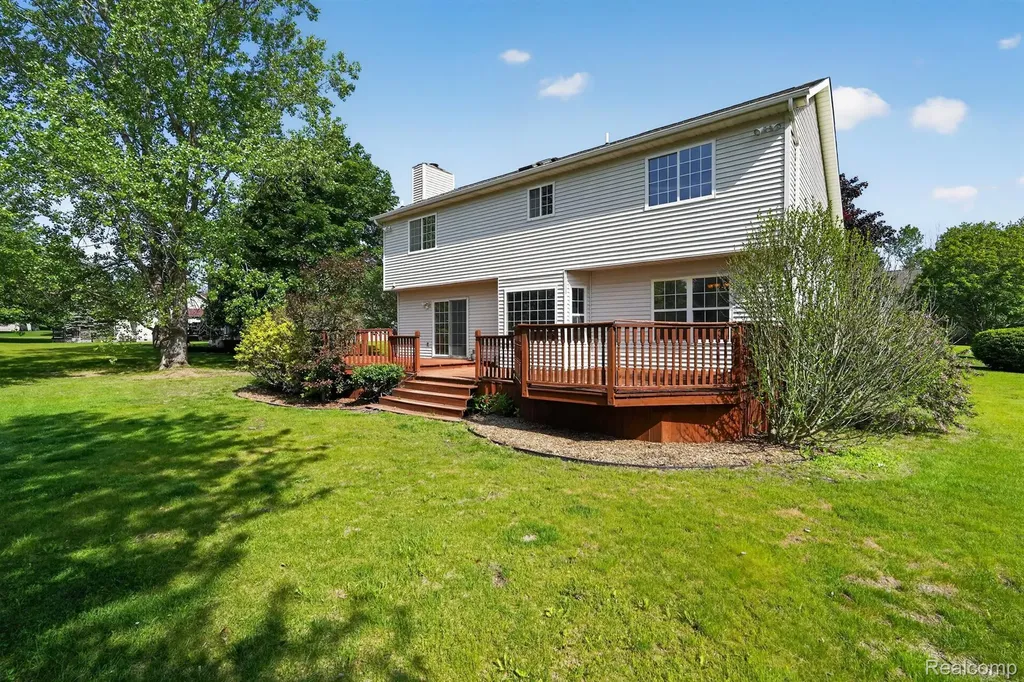 5195 Wyndham Place Fenton Charter Township MI 48430