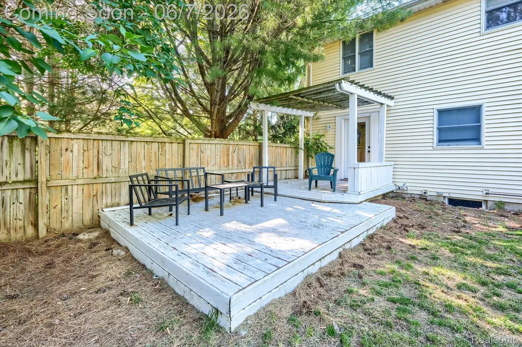 4232 Knollwood Drive Grand Blanc Charter Township MI 48439