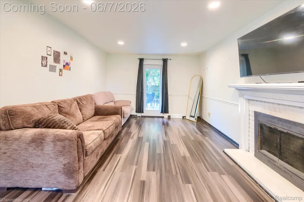 4232 Knollwood Drive Grand Blanc Charter Township MI 48439