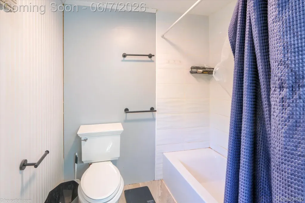4232 Knollwood Drive Grand Blanc Charter Township MI 48439