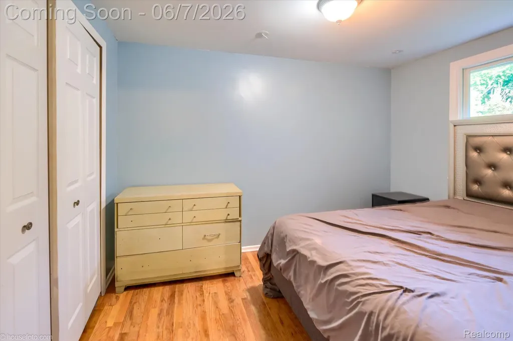 4232 Knollwood Drive Grand Blanc Charter Township MI 48439