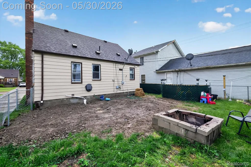 4048 Niagara Street Wayne City MI 48184