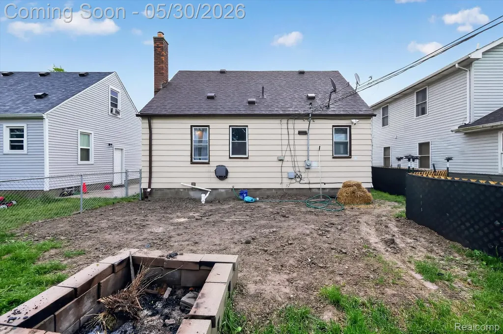 4048 Niagara Street Wayne City MI 48184