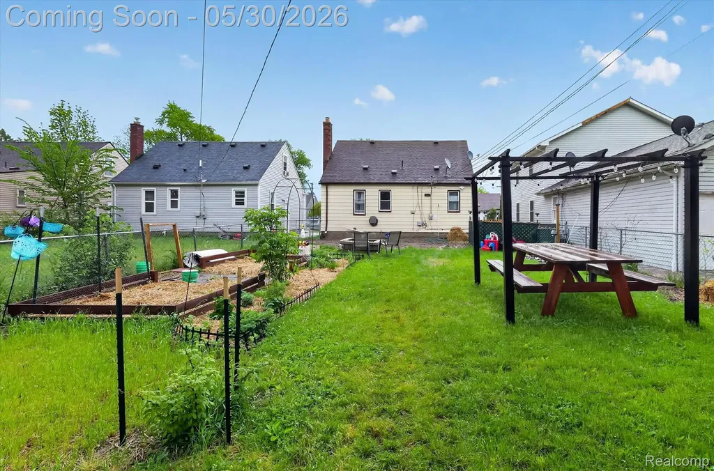 4048 Niagara Street Wayne City MI 48184