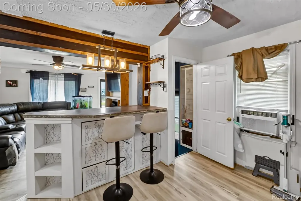 4048 Niagara Street Wayne City MI 48184