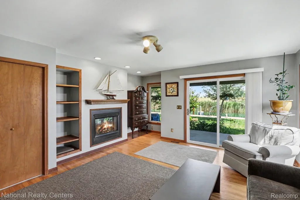 10368 Saint John Drive Algonac City MI 48001