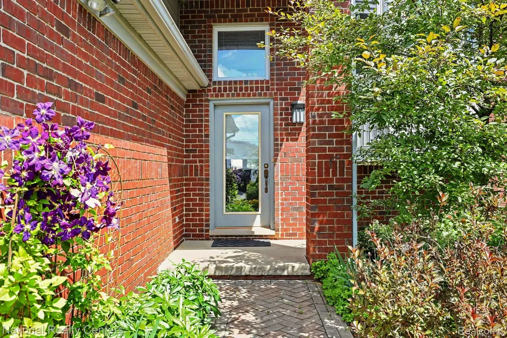 10368 Saint John Drive Algonac City MI 48001