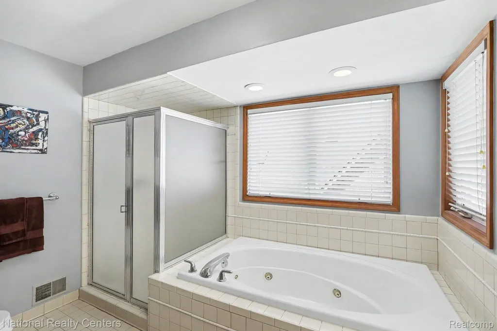 10368 Saint John Drive Algonac City MI 48001