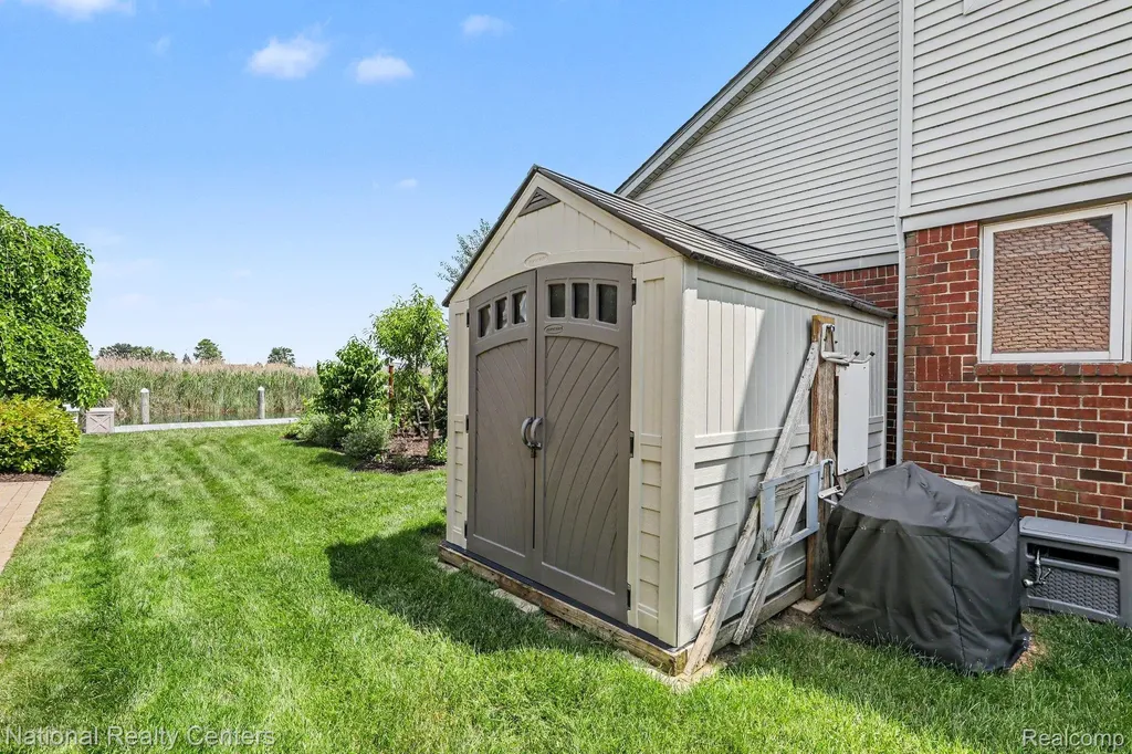 10368 Saint John Drive Algonac City MI 48001
