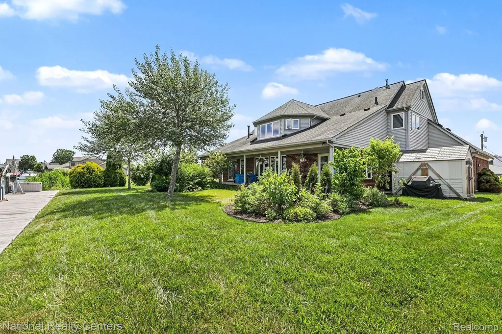 10368 Saint John Drive Algonac City MI 48001
