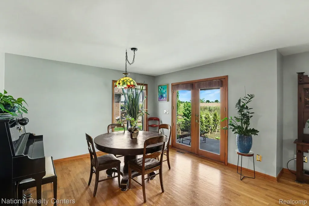 10368 Saint John Drive Algonac City MI 48001