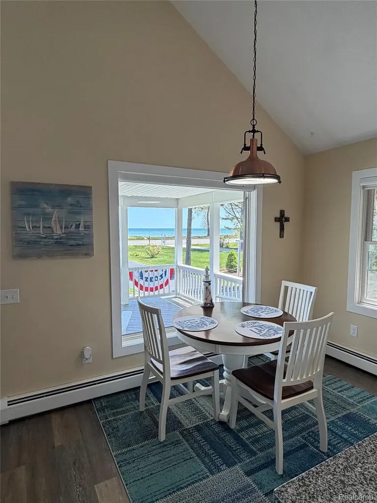 6897 N Us Highway 23 Oscoda Charter Township MI 48750