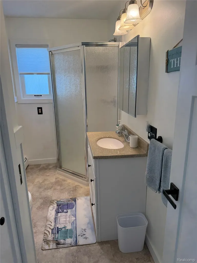 6897 N Us Highway 23 Oscoda Charter Township MI 48750