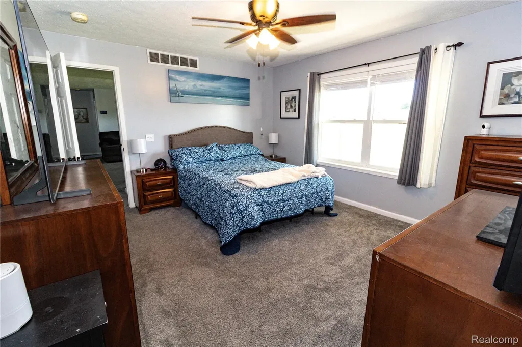 1872 Lonsberry Drive Mayfield Township MI 48446