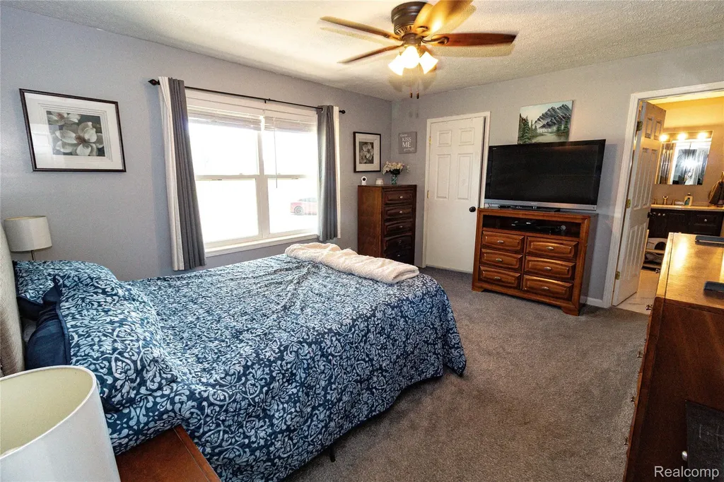 1872 Lonsberry Drive Mayfield Township MI 48446