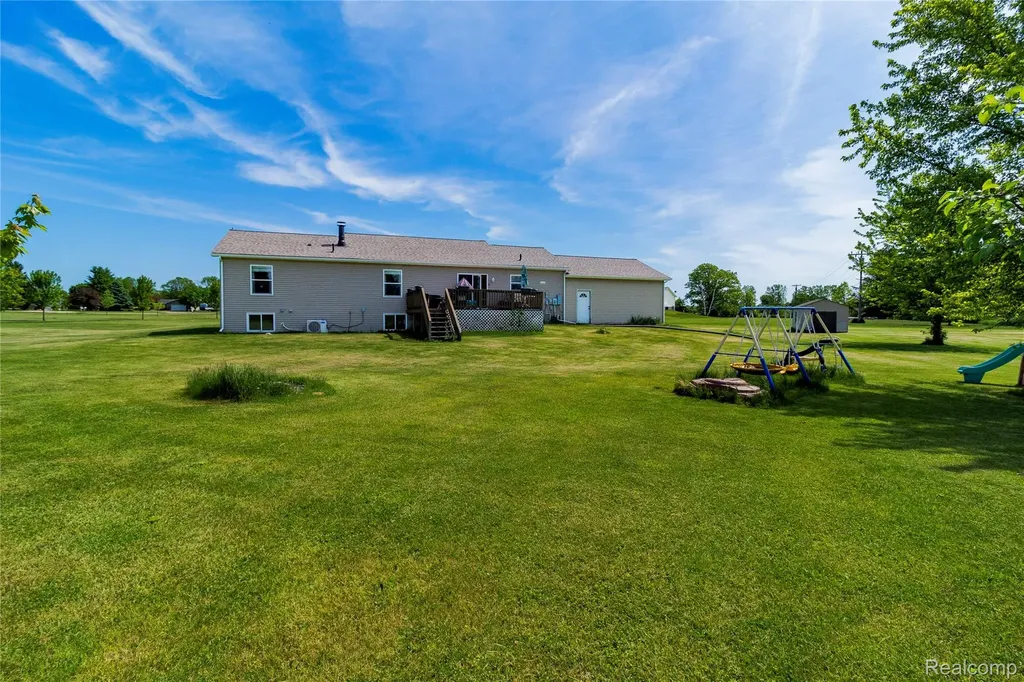 1872 Lonsberry Drive Mayfield Township MI 48446
