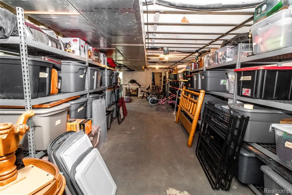 1872 Lonsberry Drive Mayfield Township MI 48446