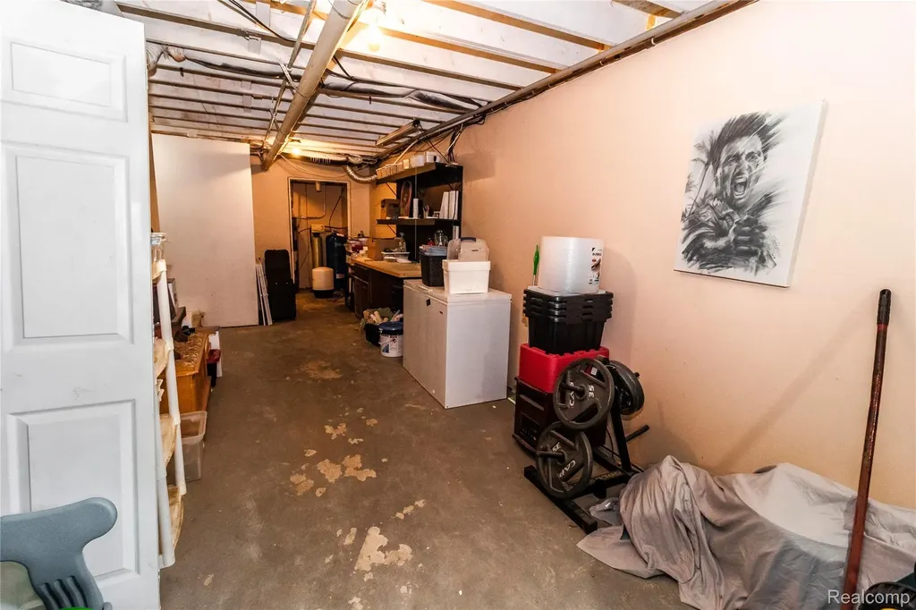 1872 Lonsberry Drive Mayfield Township MI 48446