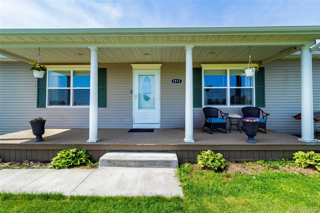 1872 Lonsberry Drive Mayfield Township MI 48446
