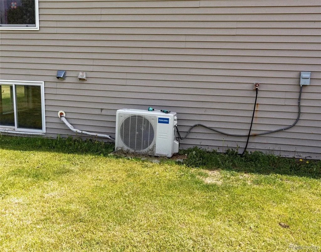 1872 Lonsberry Drive Mayfield Township MI 48446