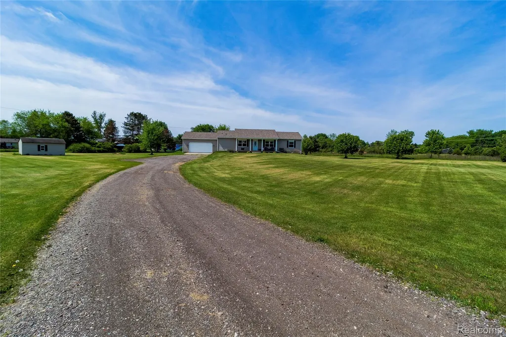 1872 Lonsberry Drive Mayfield Township MI 48446