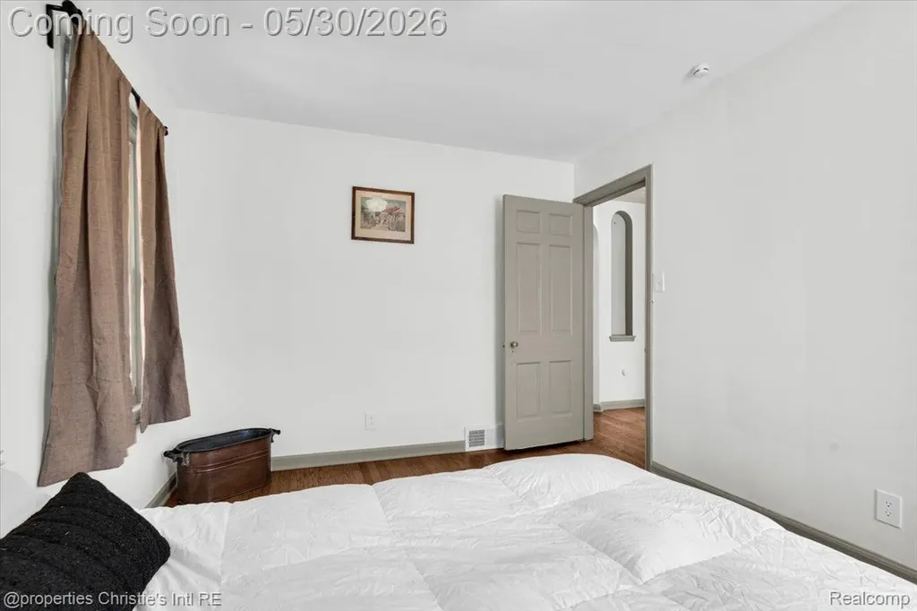 18293 Birwood Street Detroit City MI 48221