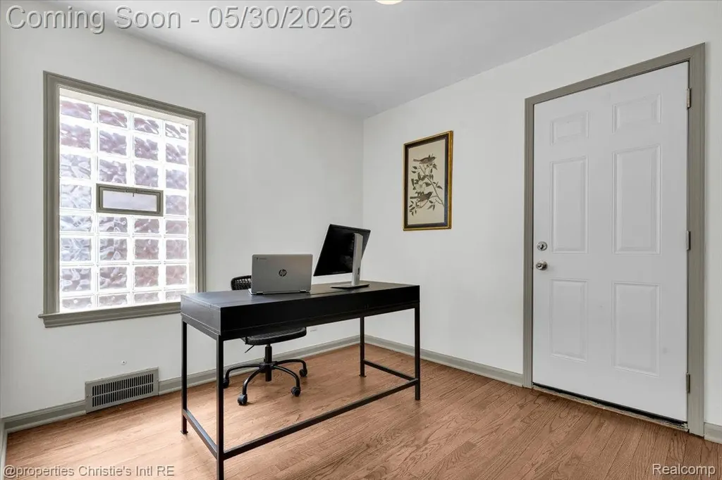 18293 Birwood Street Detroit City MI 48221