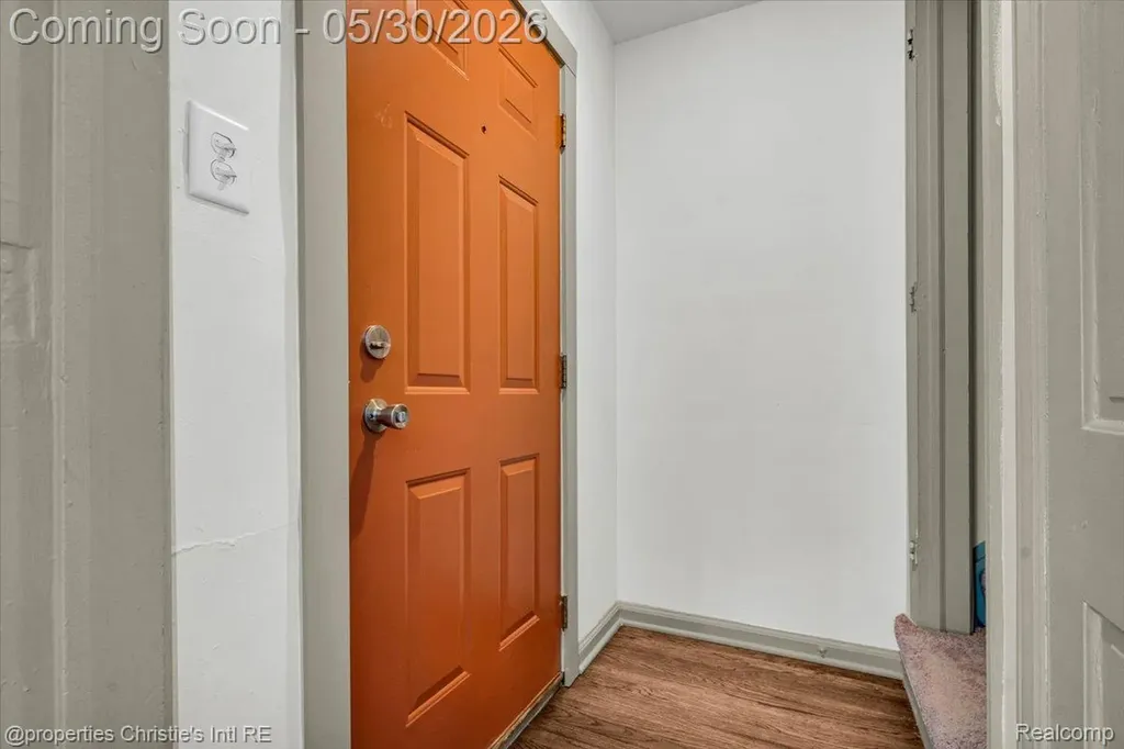 18293 Birwood Street Detroit City MI 48221