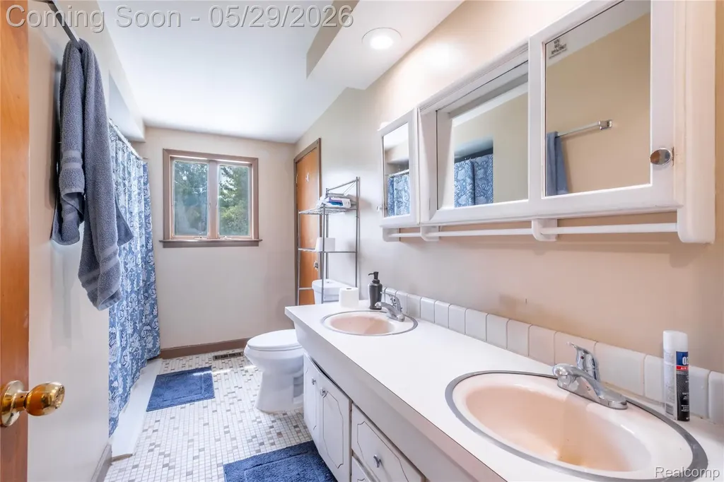 5444 Mary Ann Court Grand Blanc Charter Township MI 48439