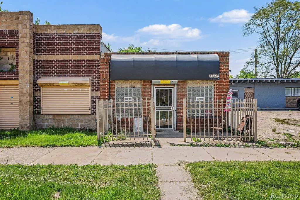 11363 Whittier Street Detroit City MI 48224