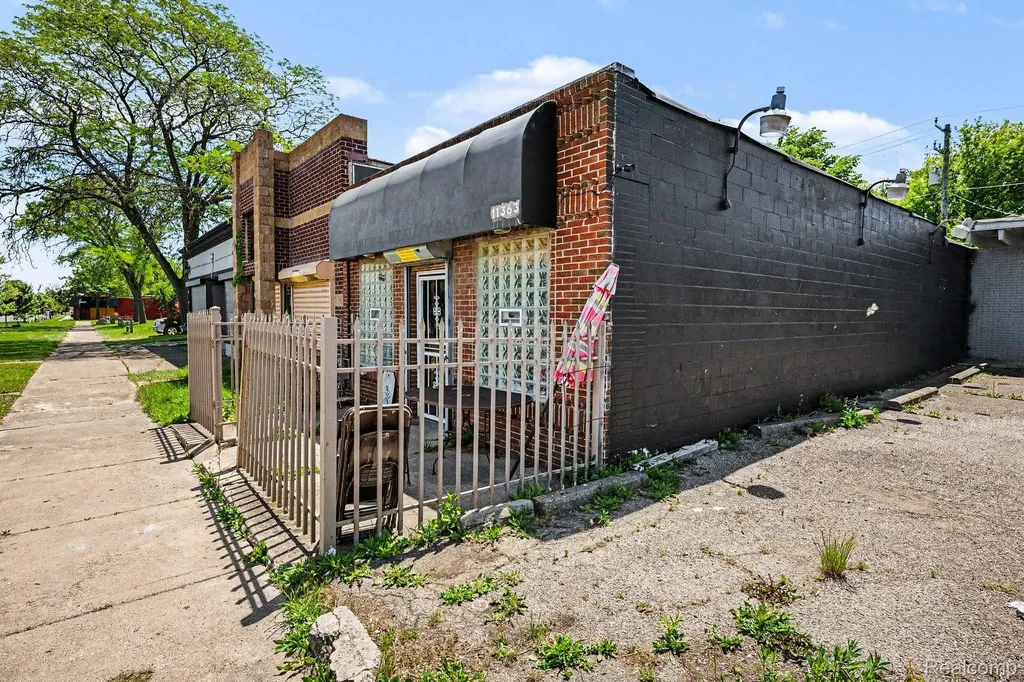 11363 Whittier Street Detroit City MI 48224