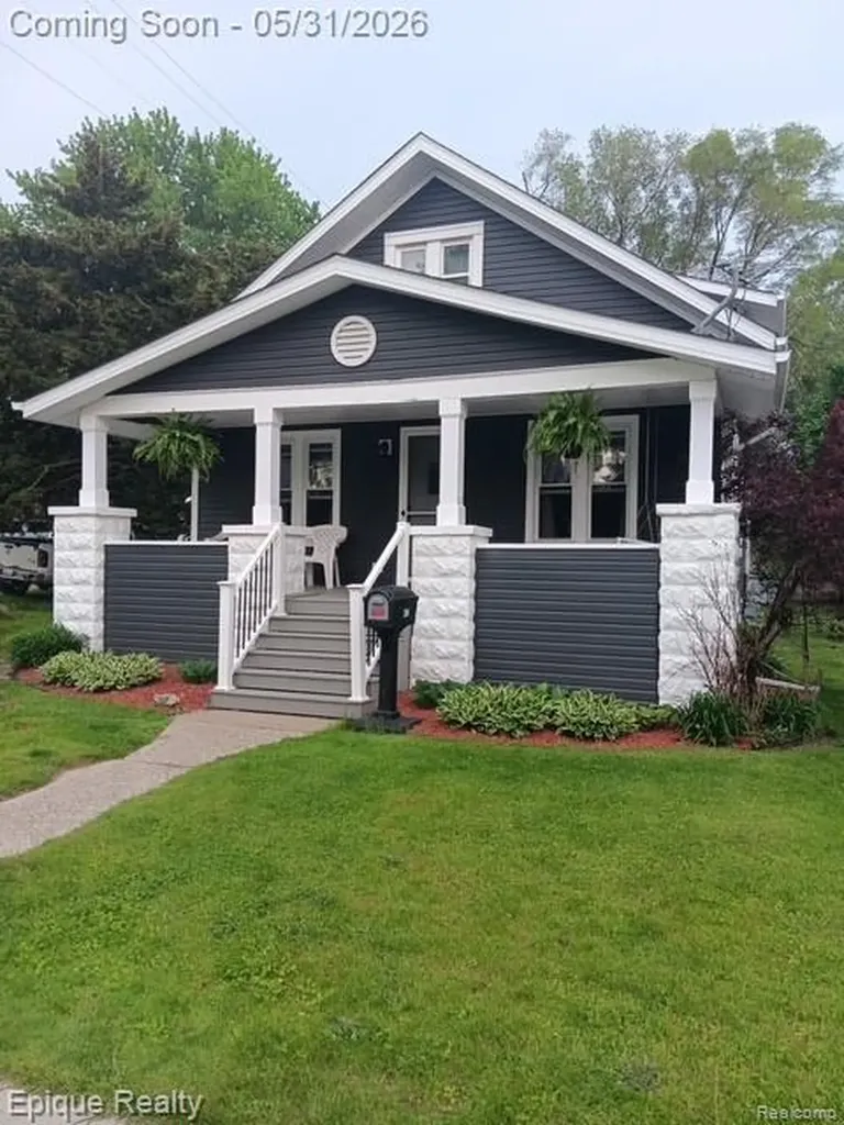 204 E Wood Street Yale City MI 48097