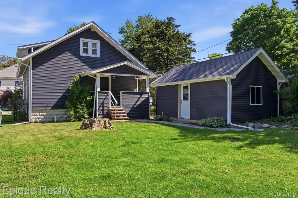 204 E Wood Street Yale City MI 48097