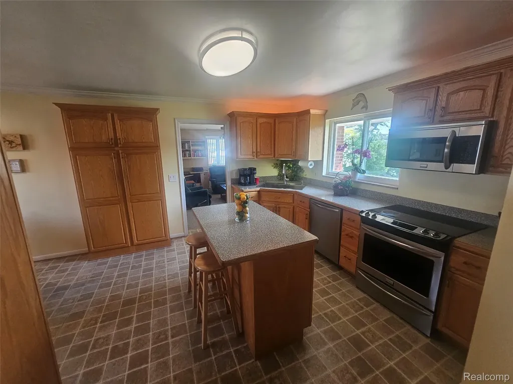 37846 Terra Mar Street Harrison Charter Township MI 48045