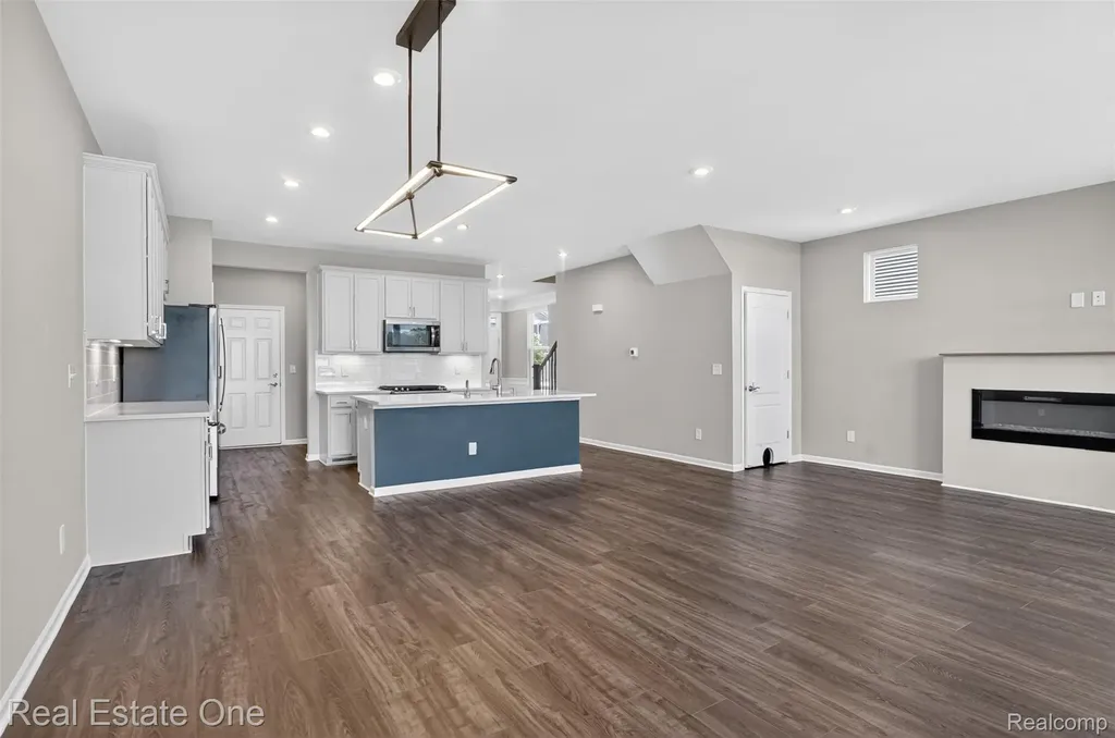 4799 Broomfield Way Orion Charter Township MI 48359