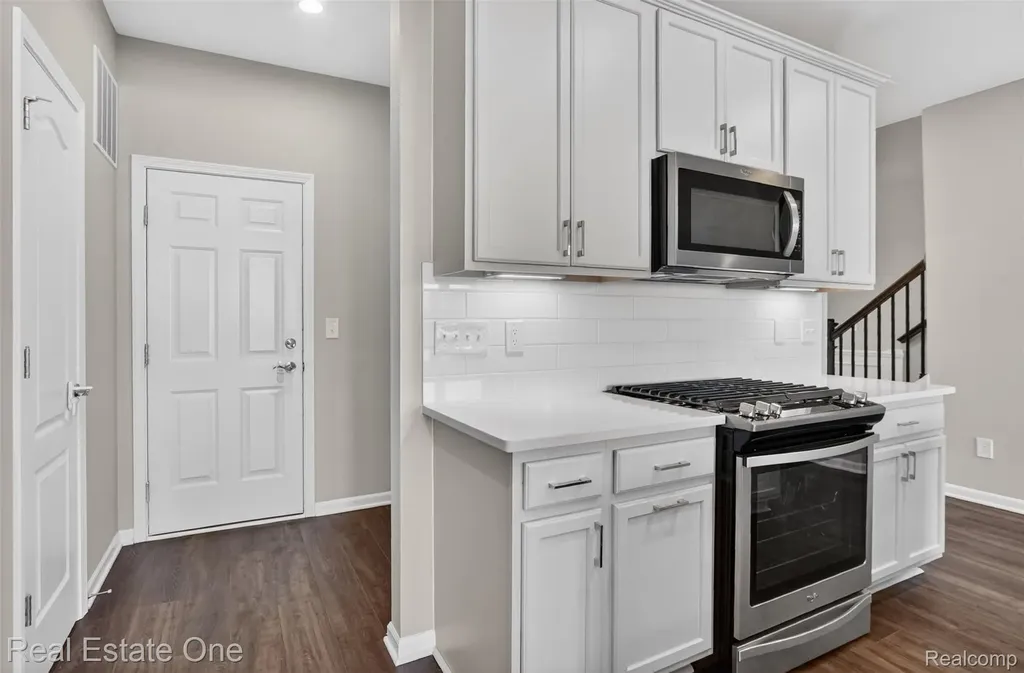 4799 Broomfield Way Orion Charter Township MI 48359